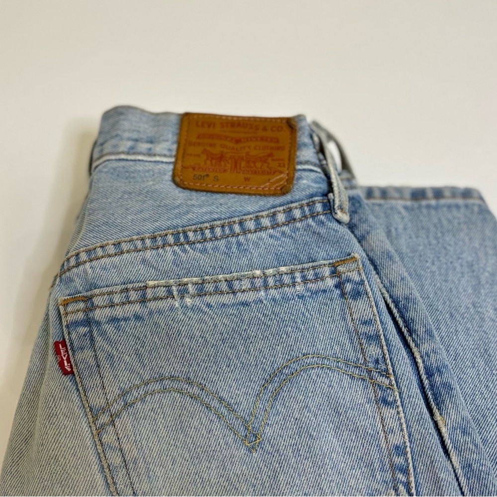 Levi’s 501 buttonfly Vintage 24x30